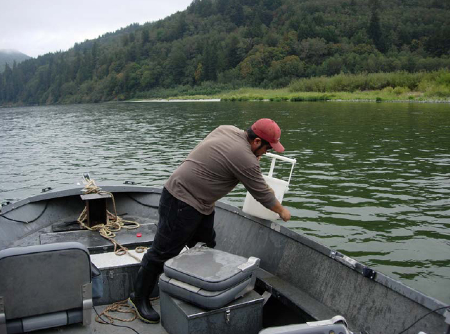 Sampling Klamath River at Turwar Creek